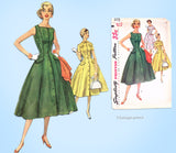 Simplicity 1175: 1950s Uncut Flared Princess Dress 32 B Vintage Sewing Pattern