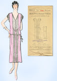 1920s Ladies Home Journal Sewing Pattern 5543 Uncut Misses Tucked Nightgown MED