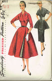 1950s Vintage Simplicity Sewing Pattern 4897 Uncut Misses Dress or Tunic Sz 30 B